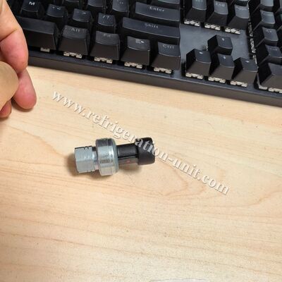 12-00352-14 Phụ tùng thay thế chính hãng Vector HE19 Công tắc áp suất cao Vector 1550 / 1800 / 1850 / 1950 / 6600 Thay thế: 12-00352-03